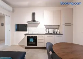 Paradise Modern & Cozy - BGY 5 min Private Parking - Image 3