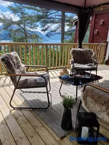 Romantic Off-Grid Cabin with Fjord & Mountain Views - Image 2