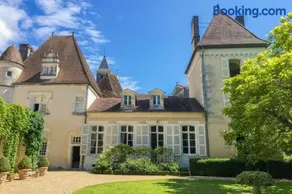Charming 14th Century Village Chateau with gardens and outdoor pool - Image 1