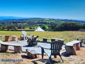 Summit Camping Kit Hill Rd Cornwall - Image 1