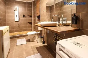 Großes, vollausgestattes Apartment für 5 Personen mit WLAN, vollausgestatteter Küche, Waschmaschine und Trockner - Image 5