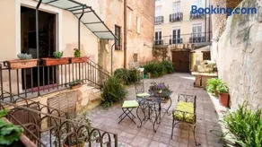 Casa Rodriguez - Iglesias - Image 1
