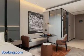 Atour S Hotel West Square Wuhan Station - Image 2