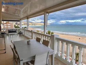 Beach House Brotonss - Image 2