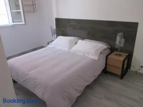 Nice Apartment Old Town - Image 2