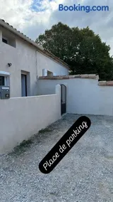 Ideal Cyclistes Km0 Ventoux RDC cour parking - Image 3