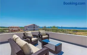 Three-Bedroom Holiday Home In Kozino - Image 4