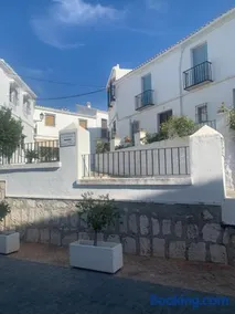 La Plaza - Image 4