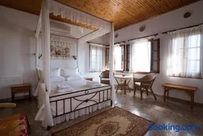 Traditional Mansion Kliaris - Image 1