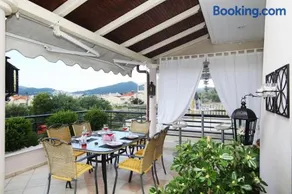 View Bay - Image 3