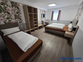 Hotel Montag - Image 3