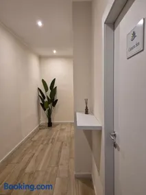 Seaside Holidays Guest House - Image 2