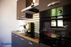 HOUSE DREAMS TOSCANY - Image 5