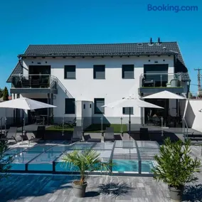Bala-Home Apartments & Pool - Image 1