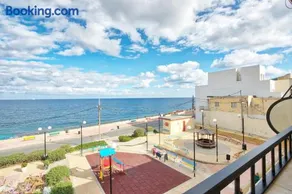 119/4 - Sea View Apartment - 3 bedrooms - Image 2