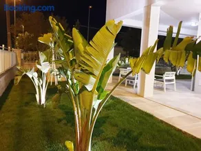 La Baia Apartments - Image 1