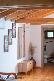 House Draganis - Image 2