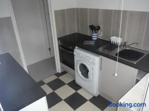 Little Parklands - Image 2