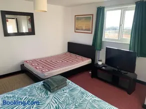 1 Bedroom annex, private bathroom, peaceful area - Image 1