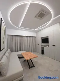 Lux Apartamento - Image 4