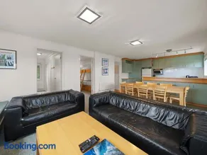 Summit Lodge 1 AMS Mt Buller - Image 3