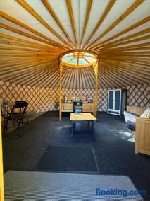 Sheviock Barton Yurt - Image 3