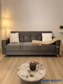 Modern apartment with private balcony - Image 3