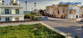 Magic Maisonette 250m from the beach - Image 2