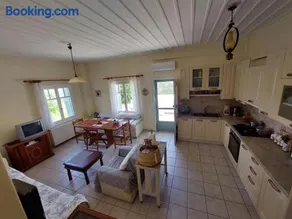 Palaiokrassa sunny appartment - Image 1