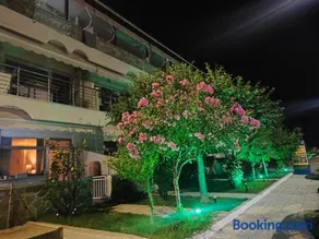 Ermioni Apartments - Image 3