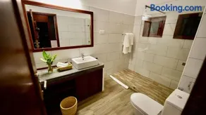 Green Hills Lodge - Image 2