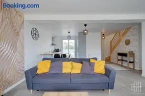 Maison familiale 4 chambres avec jardin et parking - Image 3