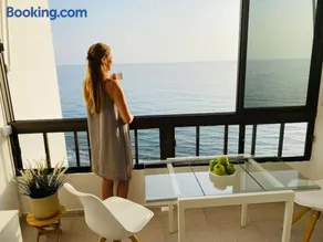 Beach Apartment - Image 1