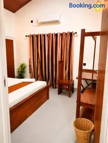 Unsath Villa - Image 2