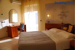 Albergo Val Vomano - Image 2