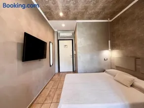 Marilena - Image 2