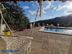 Villa Alella, 5 bedrooms & pool - Image 5
