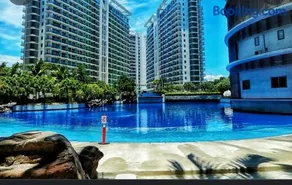 2BR Cozy Condo at Azure Urban Resort Residences by Gigi - Image 5