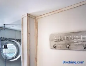 Urlauberschiff Neptun im Ostseebad Prerow - Image 2