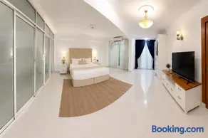 The Royal Crown Penthouse by Royal Crown Property - Image 1