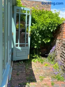 Pretty Cottage in Central Lewes - Image 3