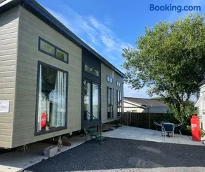 Derw View Green Lodge - Image 5