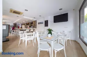 Hostal Moya - Image 2