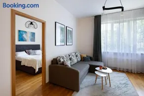 One bedroom Sunny Tallinn Street Apartment With Parking - Image 2