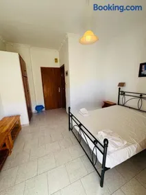AMMOS Family Apartments & Rooms - Image 3