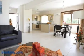 Villa Santorini - Image 4