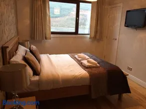 Ben Arthur's Bothy Luxury Flat - Image 5