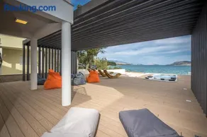 VILLA FUX ZRCE Novalja - direkt am Strand - Image 1