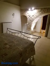 Pietra Bianca - Image 1