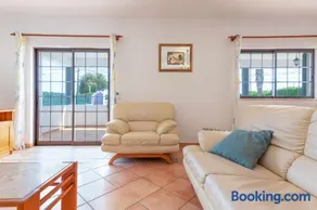 Villa Ramos by Ecovillas Albufeira - Image 4